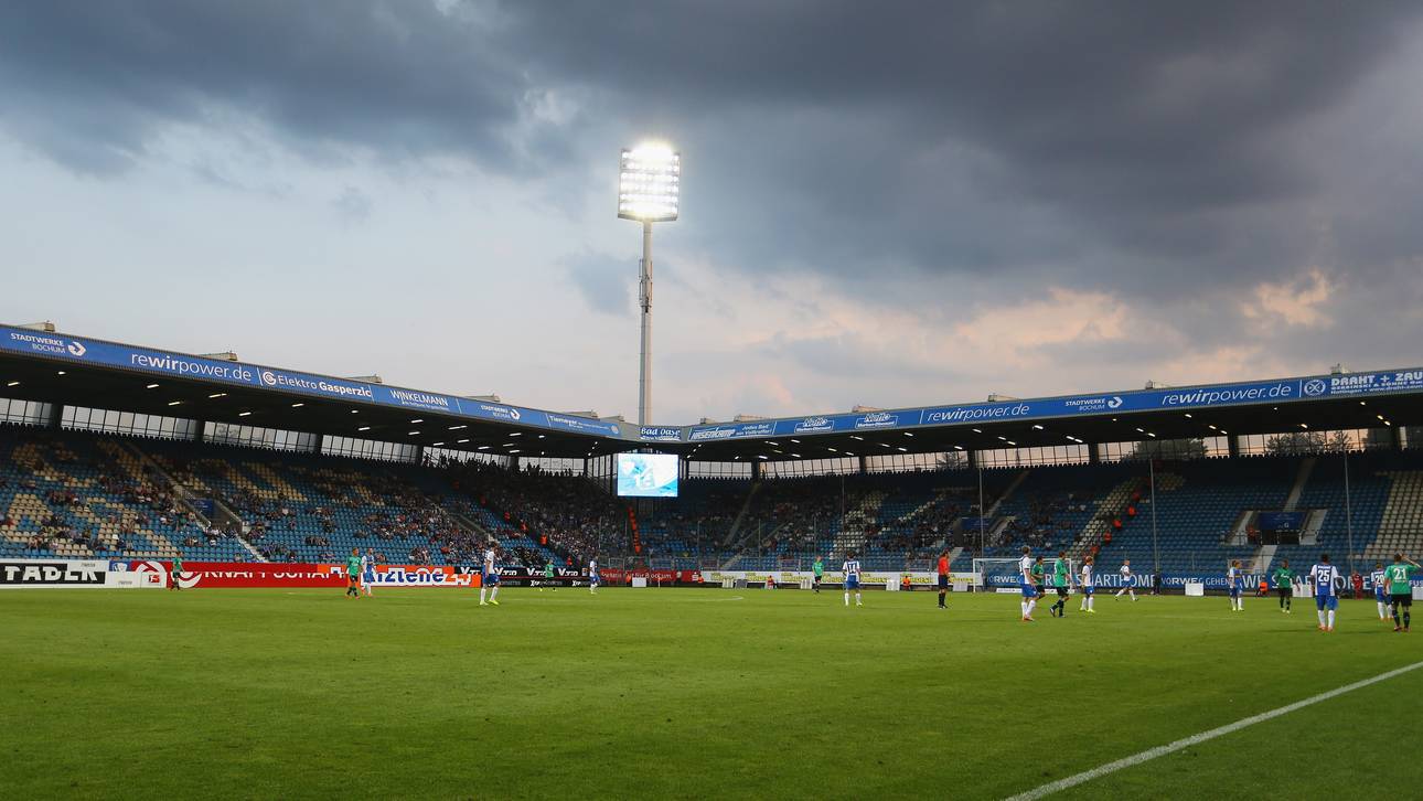 Unwetter beendet Bochums Training