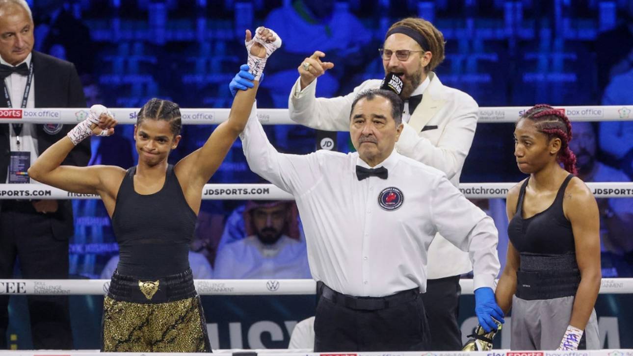 Ali gewinnt historische Premiere