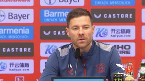 Deutschland zeigte sich in der Länderspielpause stark verbessert, auch dank des Trios aus Leverkusen. Dass derweil Jonas Hofmann nicht mehr dabei ist, möchte Trainer Xabi Alonso zukünftig ändern.
