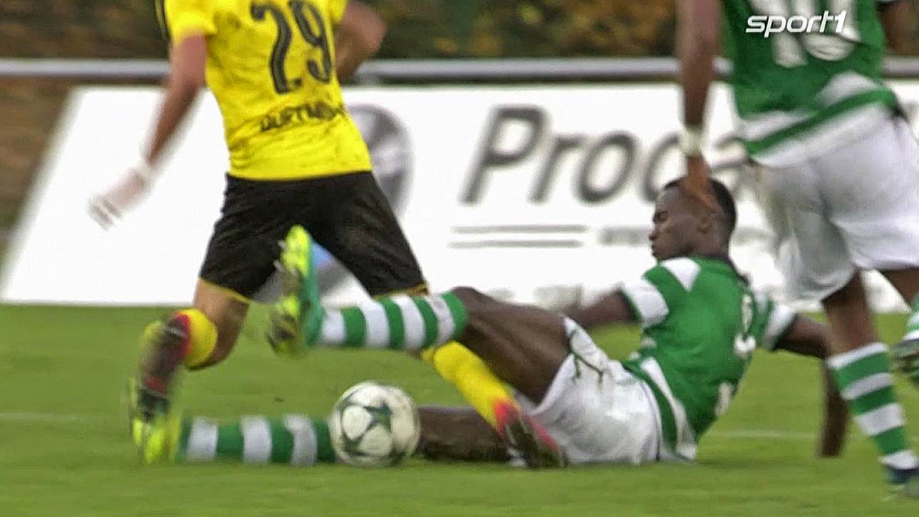 Sportings Joao Gomes Ricciulli kassierte für dieses überharte Einsteigen gegen David Kopacz Gelb-Rot