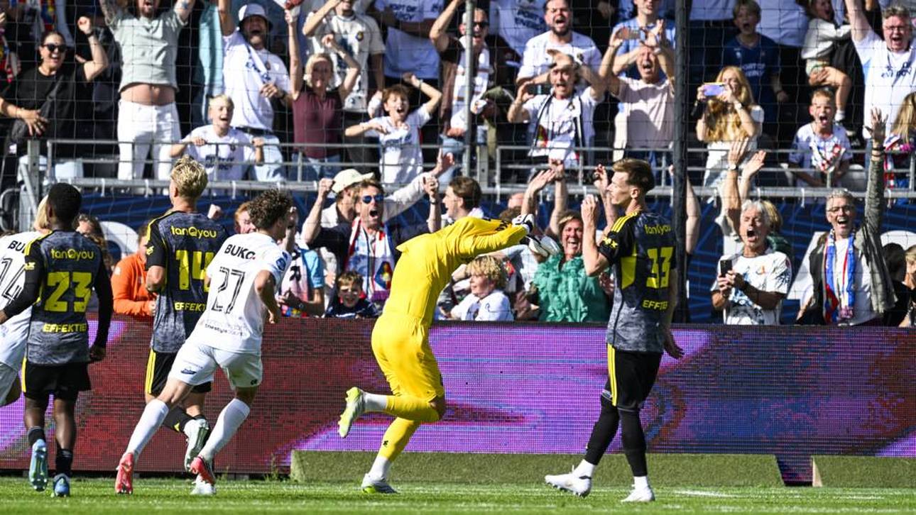 Torwart schießt Doppelpack!