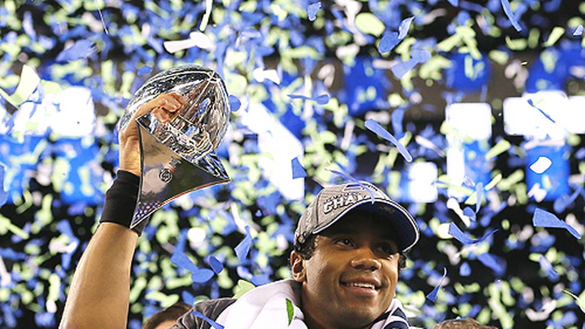Seattles Quarterback Russell Wilson ist nach Ben Reothlisberger und Tom Brady der drittjüngste Spielmacher, der das Finale gewinnt. Er bringt 70 Prozent seiner Pässe an den Mann