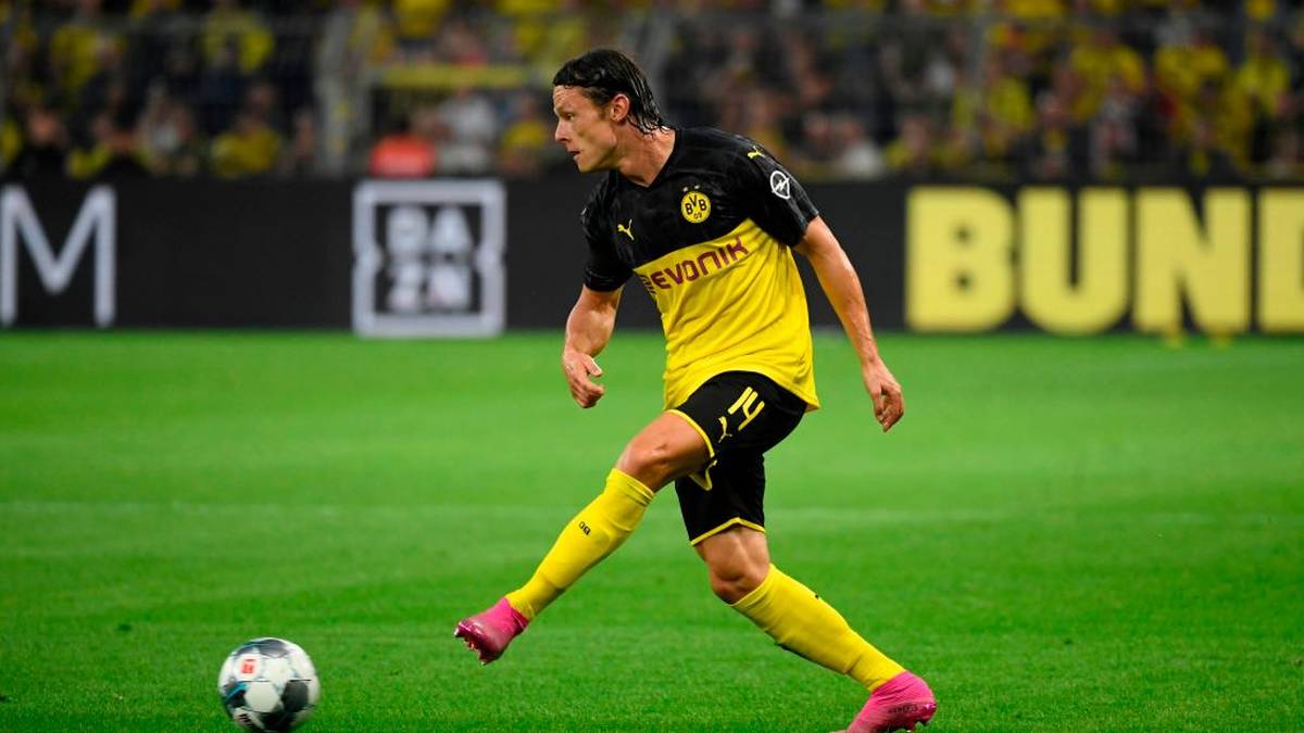 NICO SCHULZ: Der Neuzugang aus Hoffenheim konnte seine Klasse im BVB-Trikot verletzungsbedingt noch nicht allzu ausgiebig unter Beweis stellen. Fügte sich beim Comeback gegen Gladbach jedoch hervorragend ein und hat gegenüber Asamoah die Nase vorn. PUNKT FÜR DORTMUND, 3:3