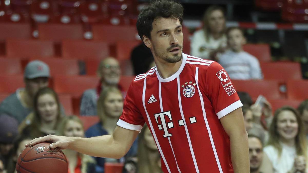Auch Hummels trägt zu den insgesamt acht Punkten der Fußballer mit der Unterstützung der Paulaner-Freizeitsportler bei