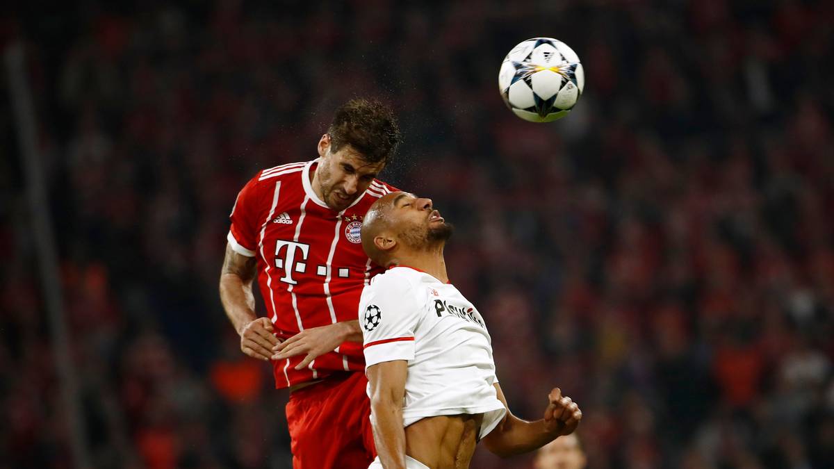 JAVI MARTINEZ (Mittelfeld/Abwehr): Der Spanier ist eine absolute Stütze bei den Münchnern. Durch seine Vielseitigkeit und Defensivfähigkeiten (wie die Monstergrätsche im Hinspiel gegen Sevilla) ist Martinez gesetzt. Der 29-Jährige ist ein Musterbeispiel an Zuverlässigkeit und kann wie schon 2013 ein Schlüssel zum Triple werden