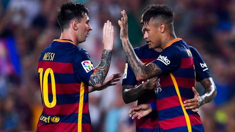 Lionel Messi (l.) und Neymar schafften es nicht in die Auswahl der UEFA