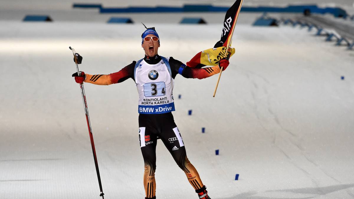 Deutschlands Schlussläufer Simon Schempp lässt sich die Führung in Kontiolahti nicht mehr nehmen und führt den DSV zum zweiten Staffel-Titel innerhalb von 24 Stunden. Am Freitag triumphierten bereits die Frauen.