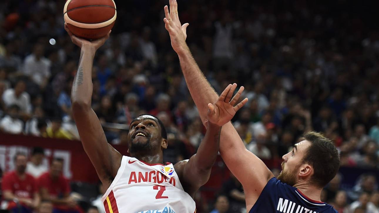 Kantersiege für Serbien und Spanien