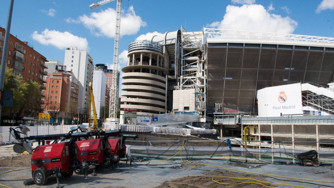 Bilder von April: Das Estadio Santiago Bernabéu befindet sich im Umbau zum neuen Real-Tempel