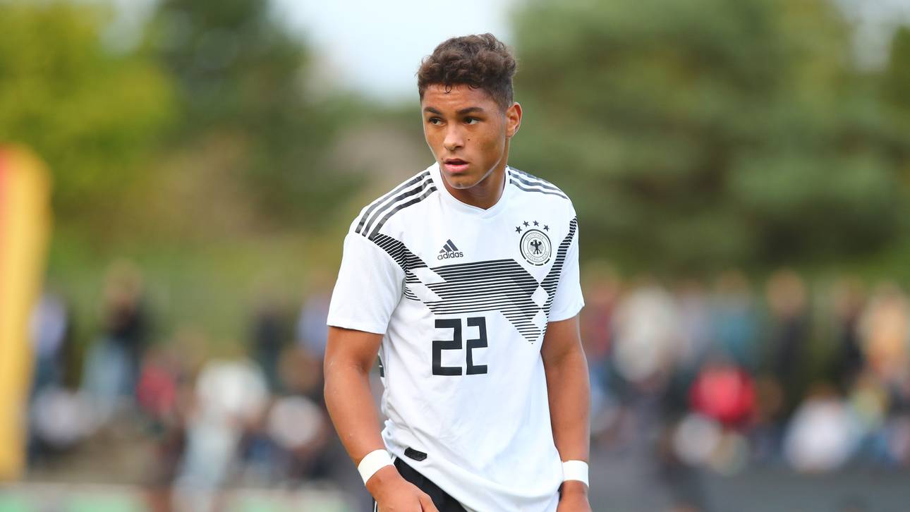 Wechselzoff um neues Bayern-Juwel