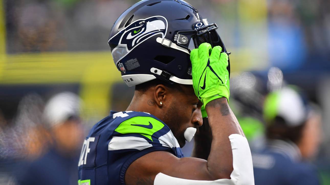 NFL-Star schlägt mit Helm zu