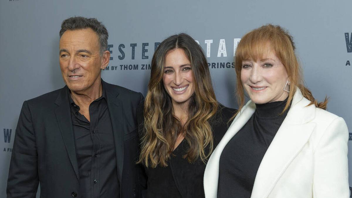 Jessica Springsteen mit Vater Bruce und Mutter Patti Scialfa