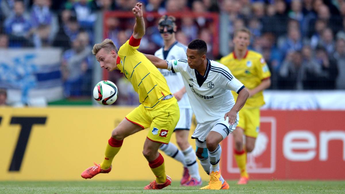 2015: Im nächsten Jahr folgt promt die Revanche des FC Schalke 04, als man unter Kapitän THILO KEHRER die TSG Hoffenheim im Finale besiegt. Zuvor gewinnen die jungen "Knappen" gegen den Karlsruher SC