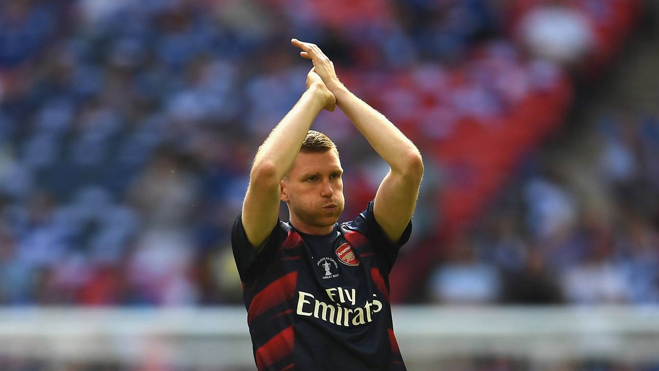 Mertesacker gibt Startelf-Comeback