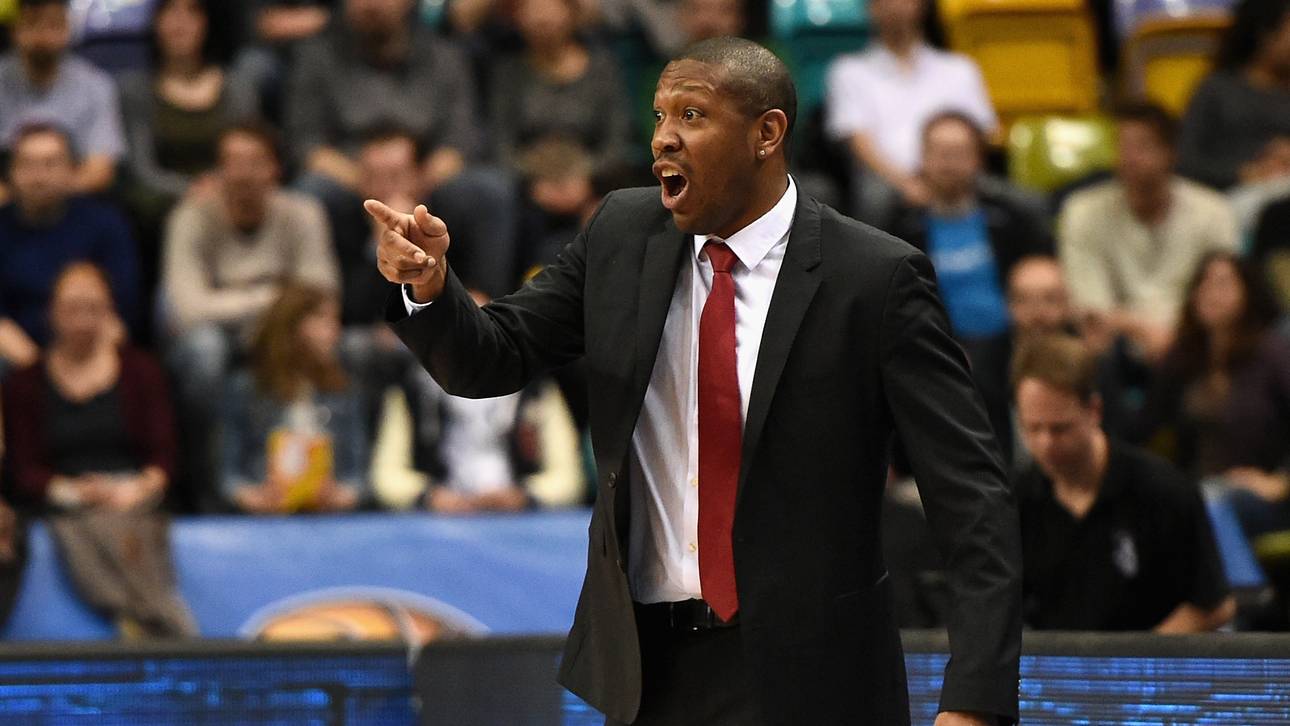 McCoy bleibt Coach der Tigers