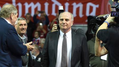 Uli Hoeneß ist wieder Präsident des FC Bayern München