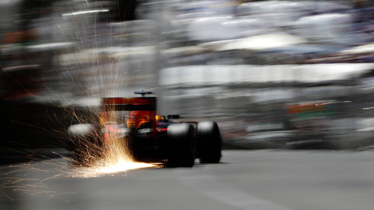 Silberpfeile jagen Ricciardo in Monaco