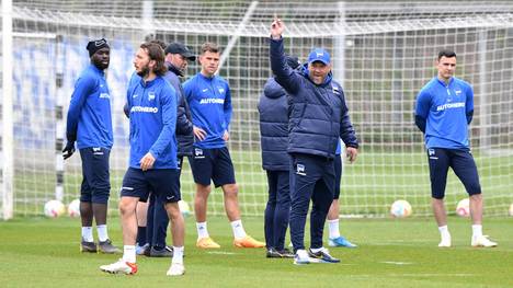 Bei Bundesligist Hertha BSC hat der Trainings-Vorfall zwischen Chefcoach Pal Dardai und Ivan Sunjic offenbar ein Nachspiel.