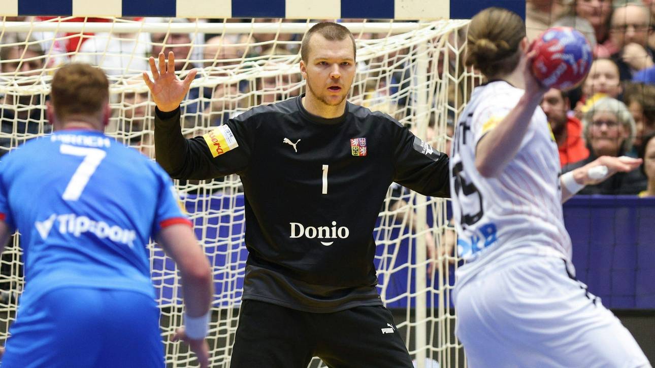 Siebenmeter-Problem: Handballer „schieben keine Panik“