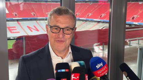 Durch Leroy Sanés Berater-Wechsel zu Pini Zahavi geraten die Vertragsverhandlungen mit dem FC Bayern ins Wanken. Nun reagieren die Bayern-Bosse.