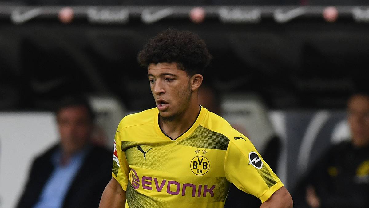 JADON SANCHO (BVB, 17): Erstmals in der Vereinshistorie lief ein Engländer für die Borussia auf. Zusätzlich avancierte der Flügelflitzer mit seinem Kurzeinsatz zum jüngsten Spieler der noch jungen Bundesliga-Saison. Zuvor hatte Arp dieses Ranking angeführt