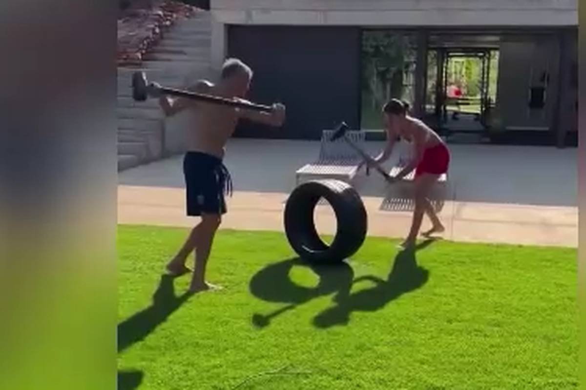 Was macht Luis Enrique denn da?