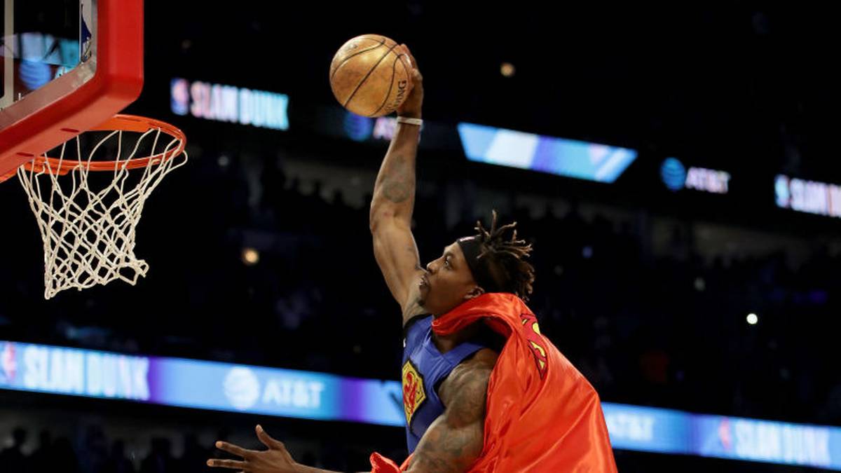 CHICAGO, ILLINOIS - FEBRUARY 15: Dwight Howard #39 of the Los Angeles Lakers dunks the ball in the 2020 NBA All-Star - AT&T Slam Dunk Contest during State Farm All-Star Saturday Night at the United Center on February 15, 2020 in Chicago, Illinois. NOTE TO USER: User expressly acknowledges and agrees that, by downloading and or using this photograph, User is consenting to the terms and conditions of the Getty Images License Agreement. (Photo by Jonathan Daniel/Getty Images)