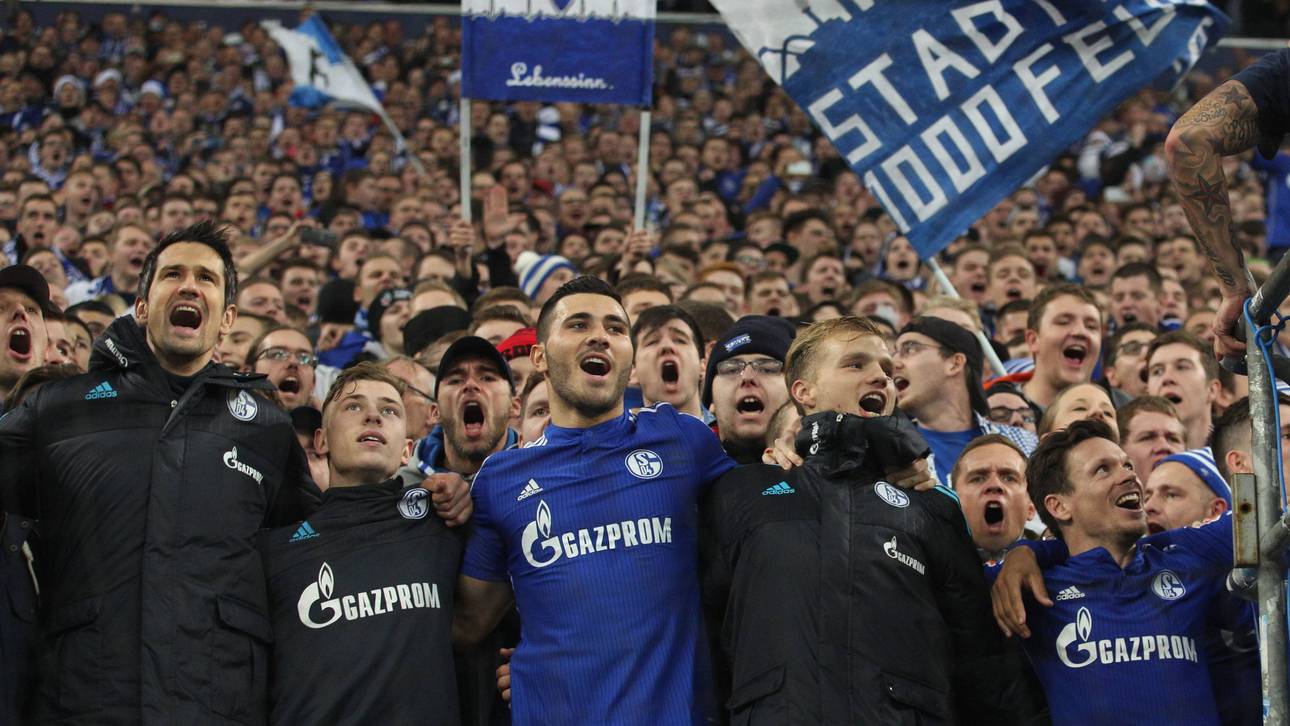 Schalker Massenparty mit Signalwirkung