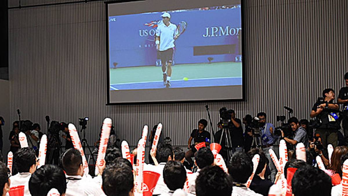Auch den zweiten Satz muss ihr Liebling mit 3:6 abschreiben