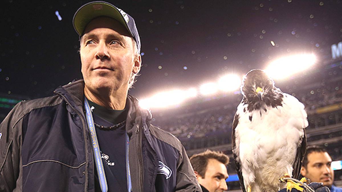 Taima the Hawk nimmt den großen Sieg ganz cool