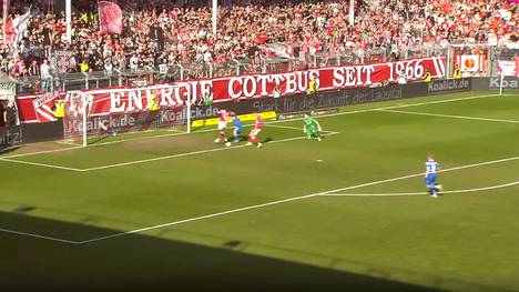Die Highlights der Partie Energie Cottbus - Hansa Rostock aus der 3. Liga im Video. 