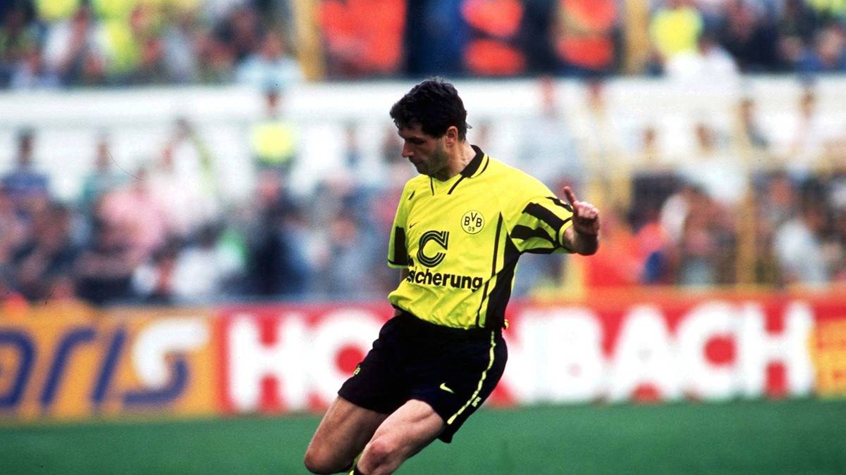 17 JAHRE: Michael Zorc - Borussia Dortmund (1981 - 1998): Der heutige Sportdirektor der Borussia spielte 17 Jahre lang für den BVB. In dieser Zeit gewann er zweimal die Deutsche Meisterschaft, 1997 gelang der Triumph in der Champions League. Nach seiner aktiven Karriere wechselte er ins Management der Schwarzgelben - eine echte BVB-Legende
