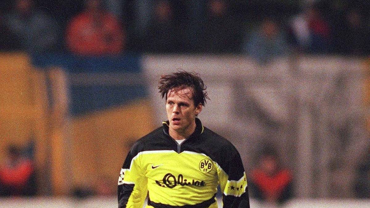 SCOTT BOOTH: Der nächste Schotte beim BVB - allerdings kann er an die Leistungen seiner schottischen Vorgänger nicht anknüpfen. Booth wechselt 1997 in die Bundesliga. Beim Gewinn des Weltpokals 1997 durch einen Sieg gegen Cruzeiro Belo Horizonte ist er allerdings nur Zuschauer. In beiden Vertragsjahren wird er vom BVB ausgeliehen