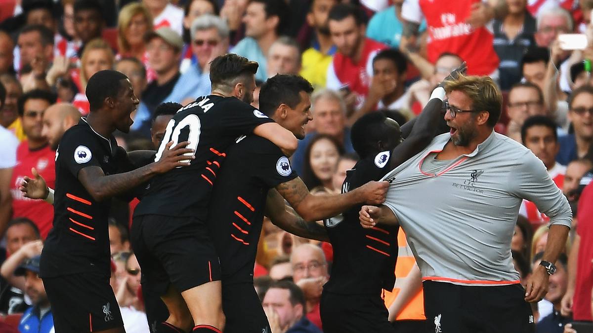 Weil Liverpool zugleich in der Liga die Qualifikation für die Europa League verpasst, kann sich Jürgen Klopp in der Saison 2016/2017 komplett auf die nationalen Wettbewerbe konzentrieren. In der Liga gibt es einen spektakulären 4:3-Auftaktsieg gegen den FC Arsenal