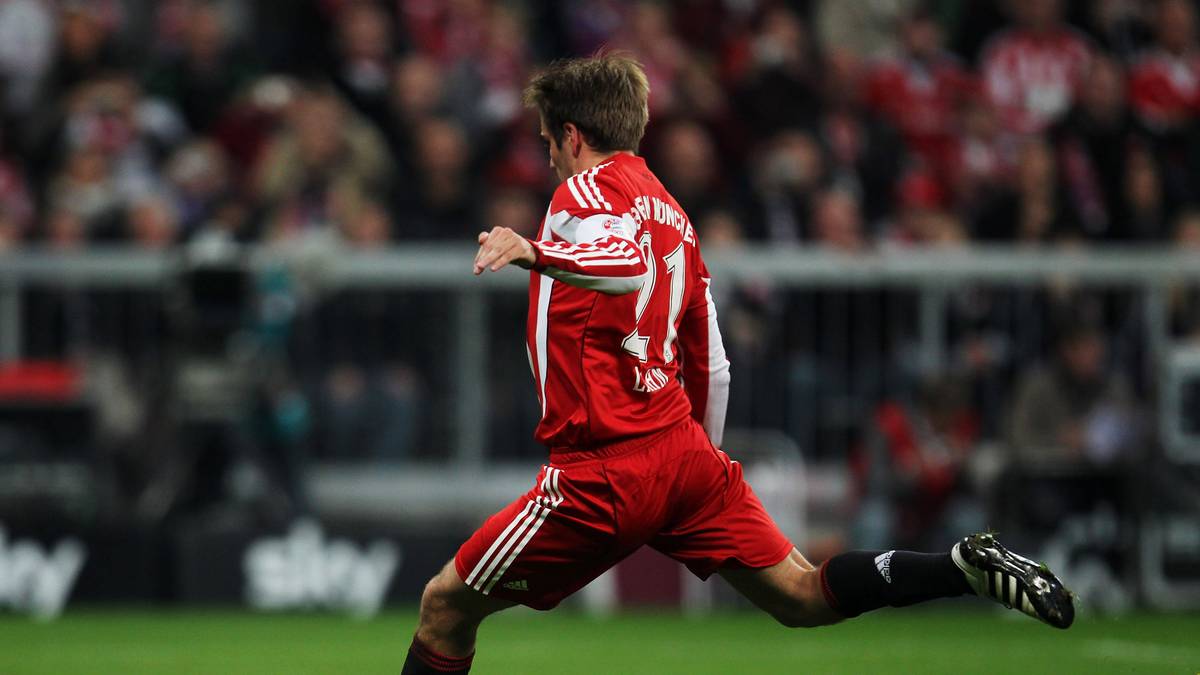 Ob als Links- oder Rechtsverteidiger oder auch mal in der Mitte: Lahms Intelligenz auf dem Platz und daneben (laut Pep Guardiola die größte, die er je bei einem Spieler erlebt hat)  waren über Jahre hinweg ein Garant für Bayerns Erfolg