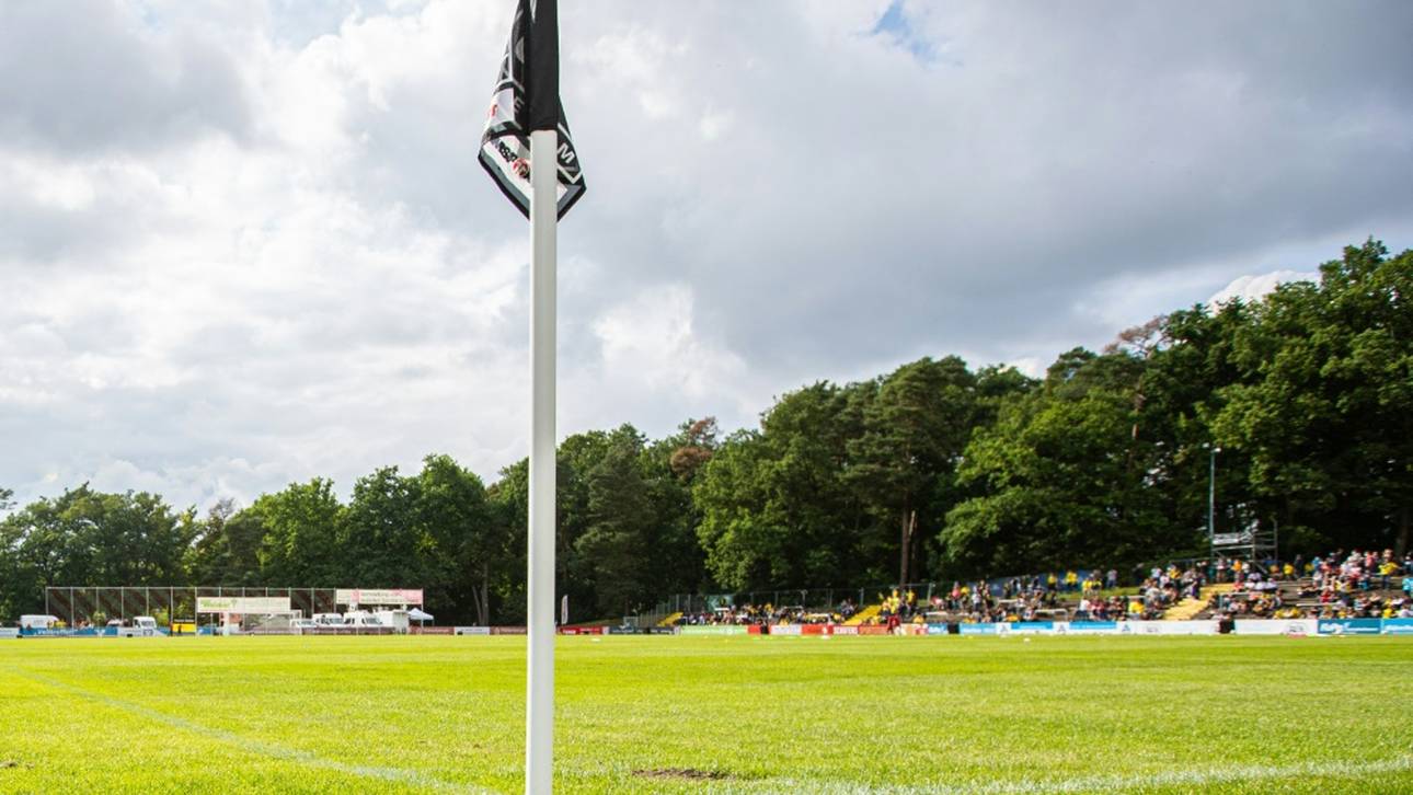 Fan-Krawalle: Zweitliga-Spiel abgebrochen