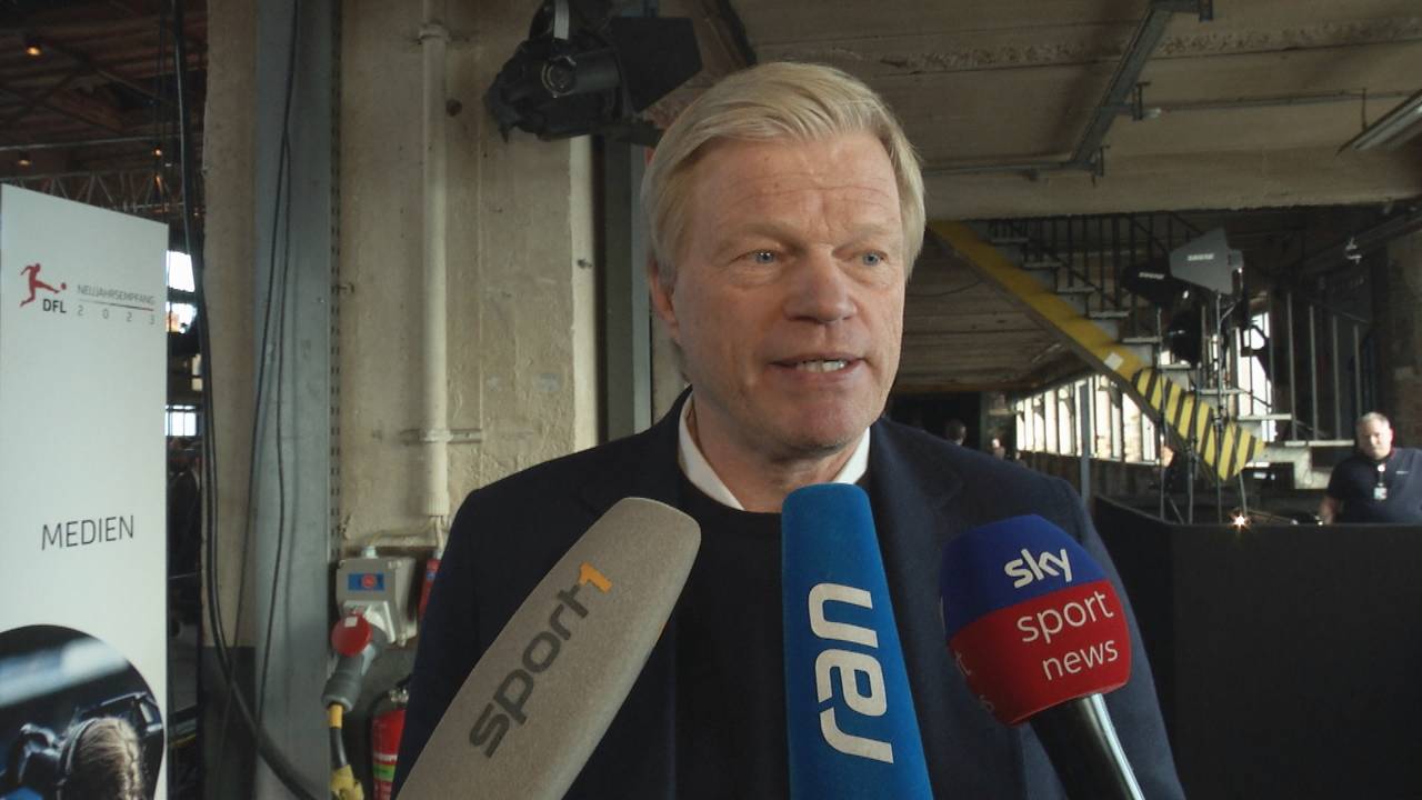 FC Bayern München: Oliver Kahn äußert sich zum möglichen Ersatz von Manuel Neuer