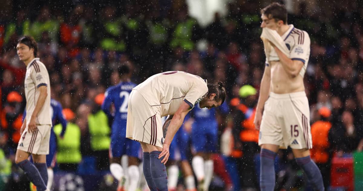 A traditional club sinks into chaos