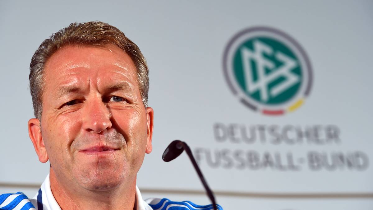 Andreas Köpke hat sich als Torwart einen Namen gemacht. Weltmeister 1990, Europameister 1996, zudem Weltmeister 2014 als DFB-Torwarttrainer - die Vita ist beeindruckend. Zwei Bundesliga-Tore hat Köpke senior aber auch erzielt. Zwei mal ist er vom Elfmeterpunkt erfolgreich