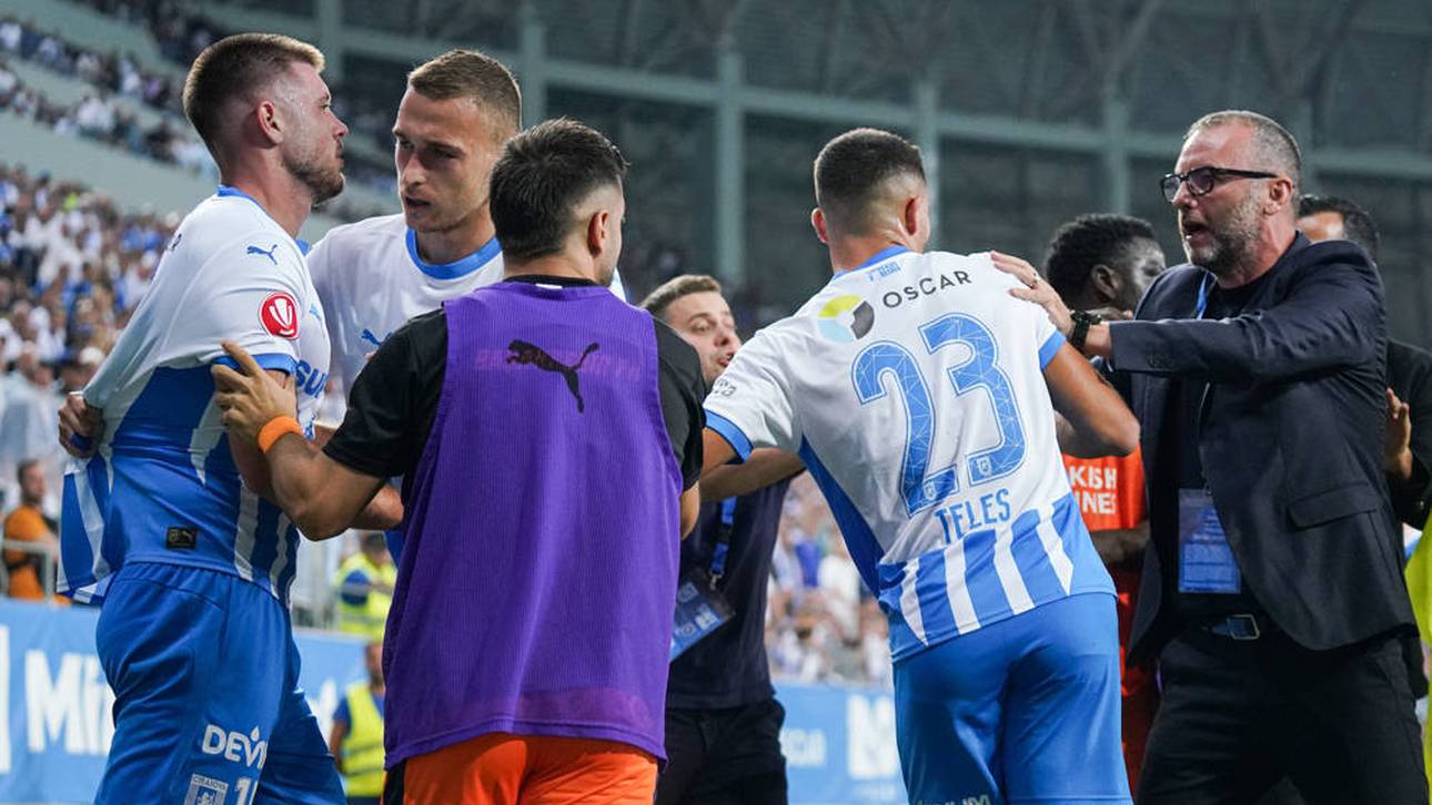 Rot für Stadionsprecher!