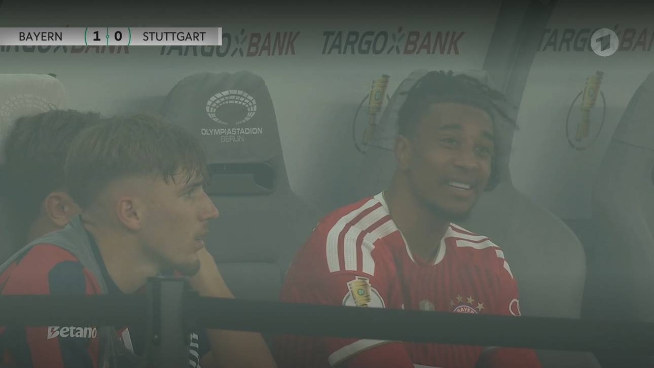 Olise sorgt für kuriose Szene
