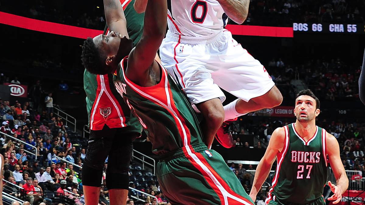 Jeff Teague meldet sich nach zwei Spielen Pause auch zurück. Am Ende springt ein lockerer 101:88-Erfolg heraus - die Sorge um Schröder überwiegt allerdings