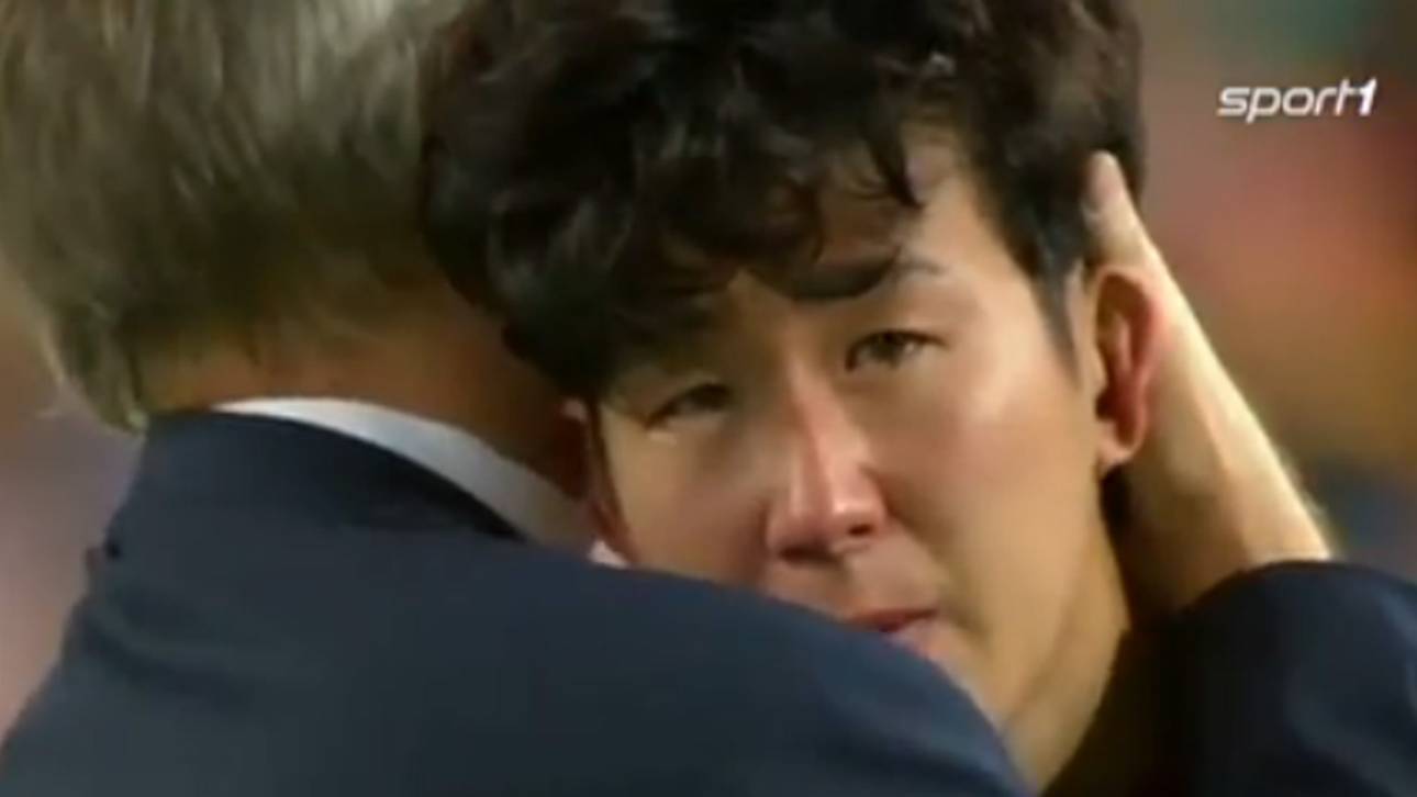 Stielike tröstet Son nach Finalpleite