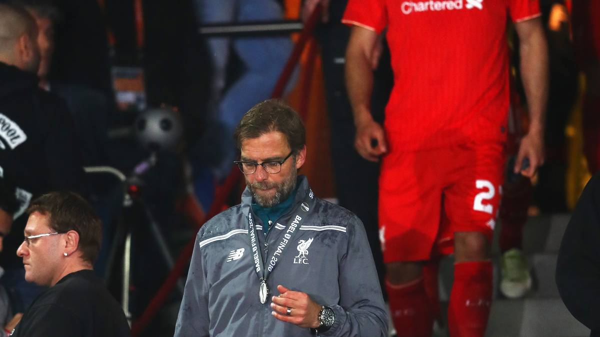 Nach einem erfolgreichen Halbfinale gegen den FC Villarreal (0:1, 3:0) steht der FC Liverpool erstmals seit 2007 wieder in einem internationalen Finale. In Basel setzt es gegen Sevilla jedoch eine 1:3-Niederlage und Klopp bleibt nur die Silbermedaille