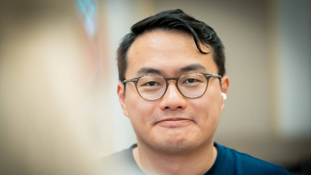 Back-To-Back Finaltische für Sam Ju