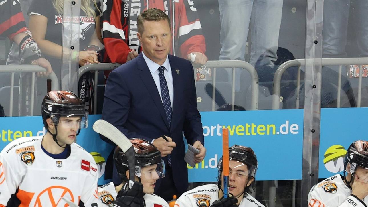 Wolfsburg verlängert mit Cheftrainer