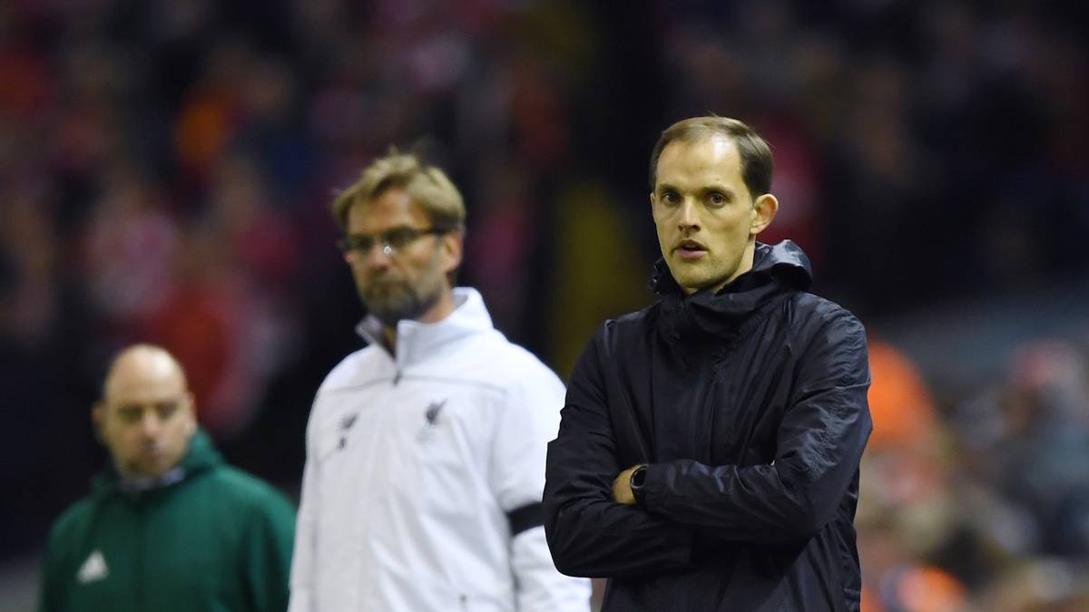 Der Vorgänger und seinNachfolger auf der Dortmunder Trainerbank: Jürgen Klopp (links) und Thomas Tuchel (rechts) beim Rückspiel in Liverpool. Dort sieht Tuchel nach 58 Minuten wie der sichere Sieger aus: Der BVB führt mit 3:1. Die Reds bräuchten drei Tore, um weiterzukommen...