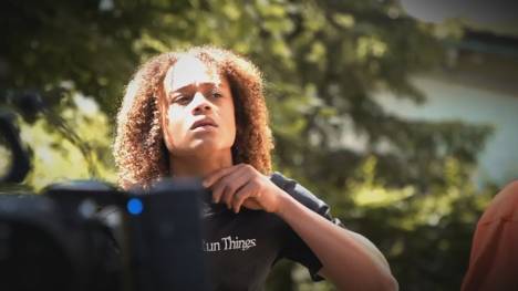 Xavi Simons gilt auf dem Fußballplatz als Wunderkind. Ein Vermarktungswunder ist der 17 Jahre schon längt - der frühe Hype hat aber auch seine Kehrseiten. 