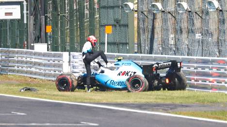 Robert Kubica setzte seinen Williams im Qualifying in Suzuka in die Mauer