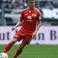 Andras Schäfer bleibt Union Berlin erhalten. Der Mittelfeldspieler verlängert seinen Vertrag bei den Eisernen.